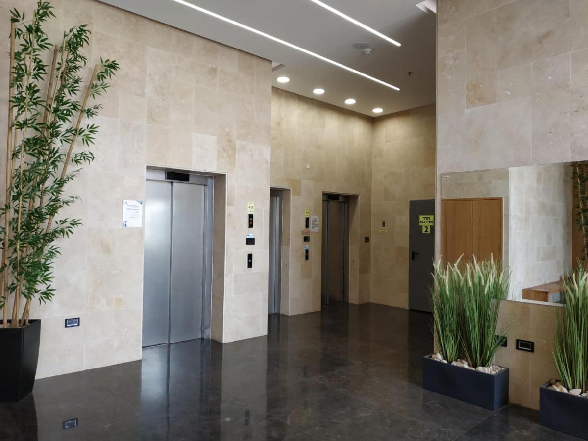 עכו דירה חדשה ליד הים- Akko-Brand New Apartment ภายนอก รูปภาพ