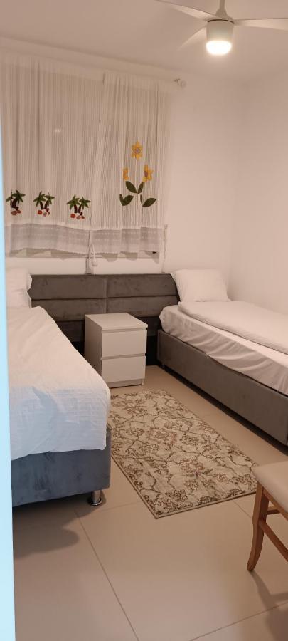עכו דירה חדשה ליד הים- Akko-Brand New Apartment ภายนอก รูปภาพ