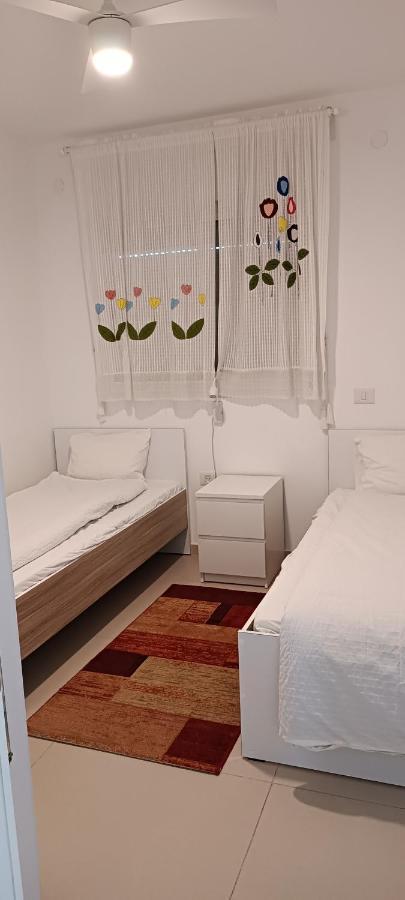 עכו דירה חדשה ליד הים- Akko-Brand New Apartment ภายนอก รูปภาพ